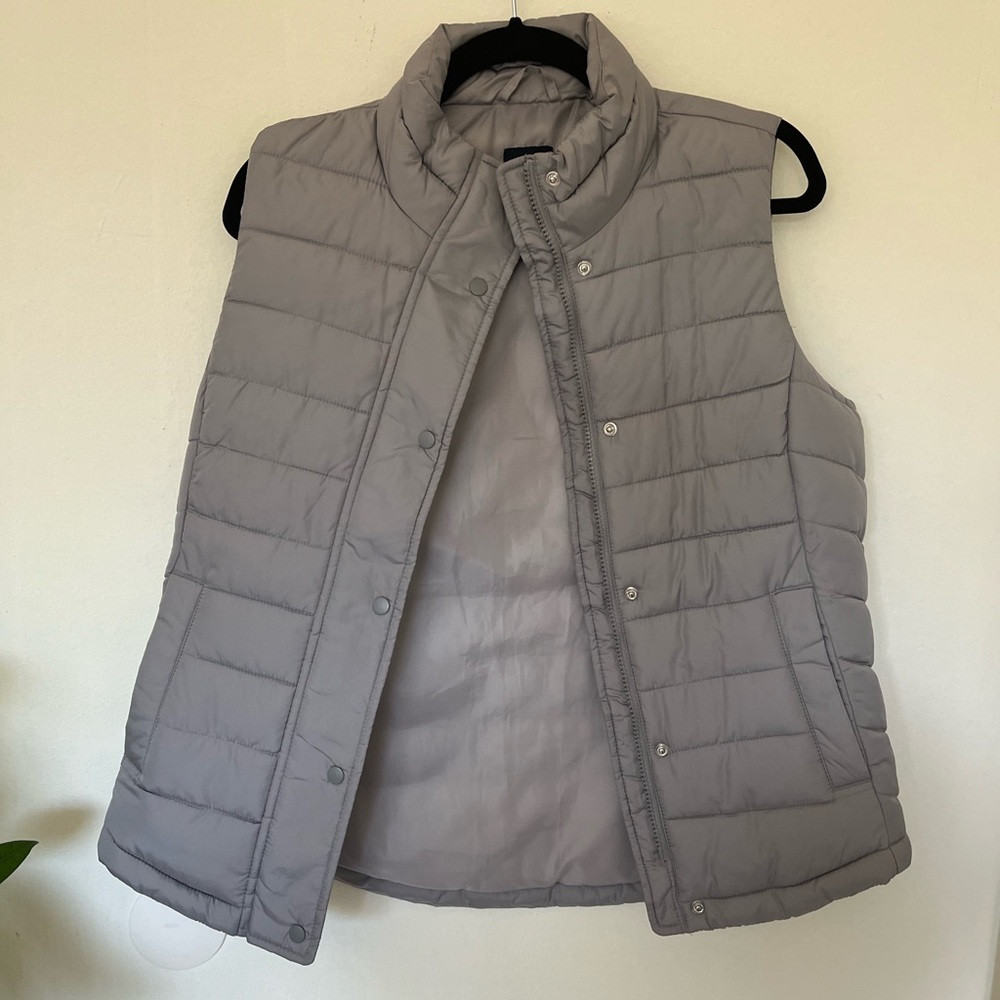 GAP Gray Quilted Puffer Vest with Stand-Up Collar